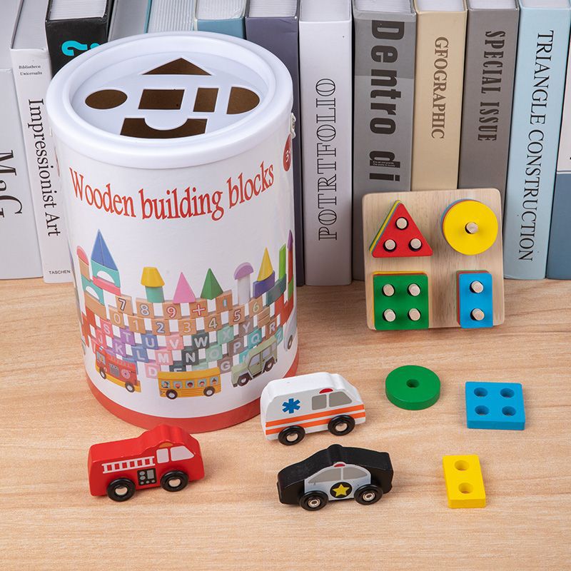 기둥 4세트 + 봉지에 빌딩 블록 100개