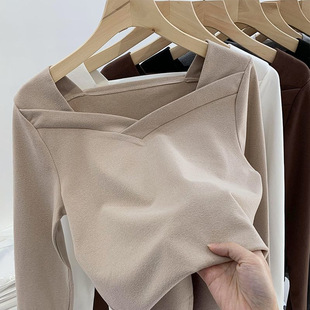 [Double-Sided German Velvet with Spandex] 2024 Women's Autumn and Winter New Design Base Shirt with a Unique Square Neckline and Stylish Inner Wear