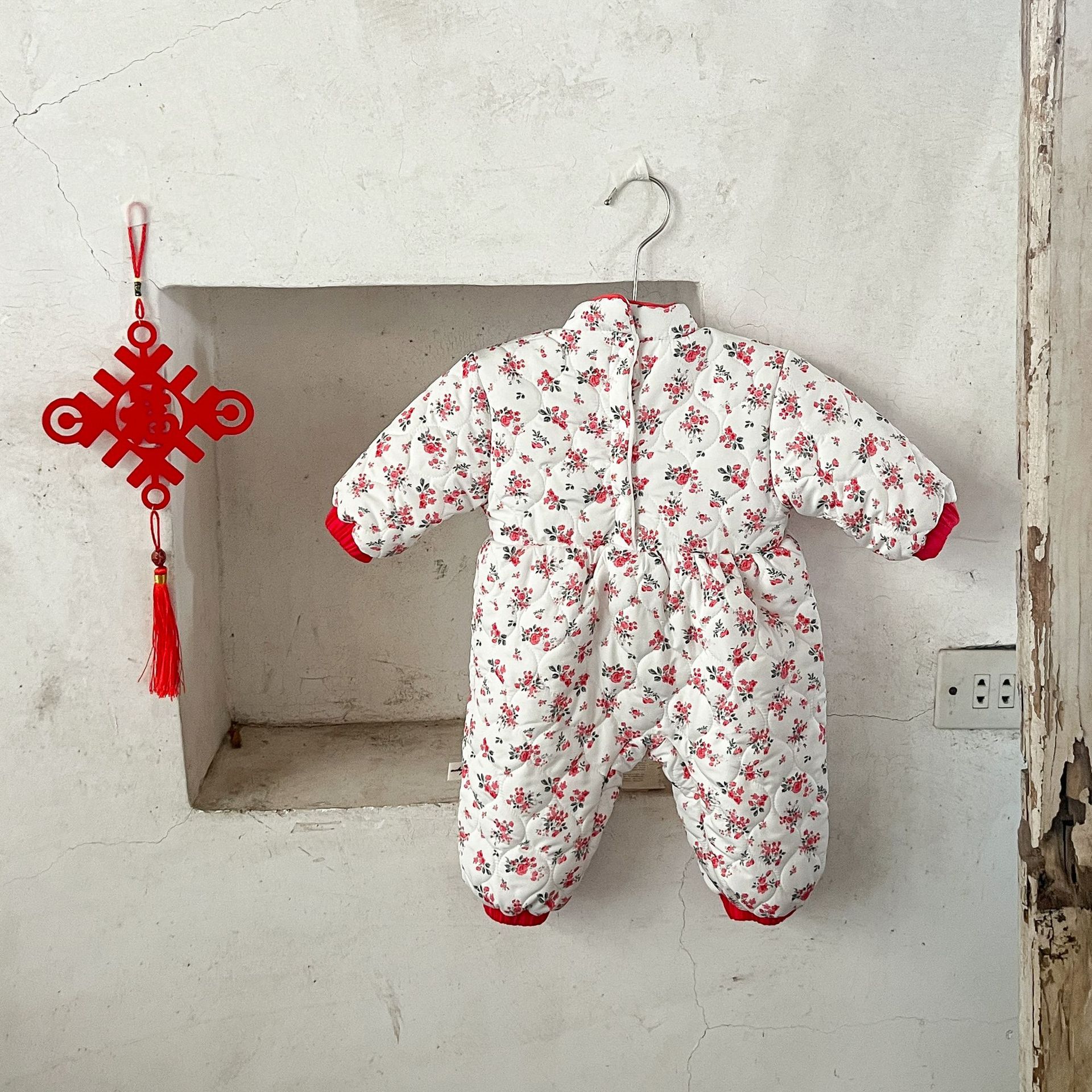 Niñas de invierno Tang estilo de lana forrada acolchado mono mameluco ins estilo chino floral engrosada mameluco caliente