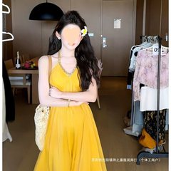法式重工镶钻领挂脖连衣裙女夏季气质轻奢名媛感度假风长裙