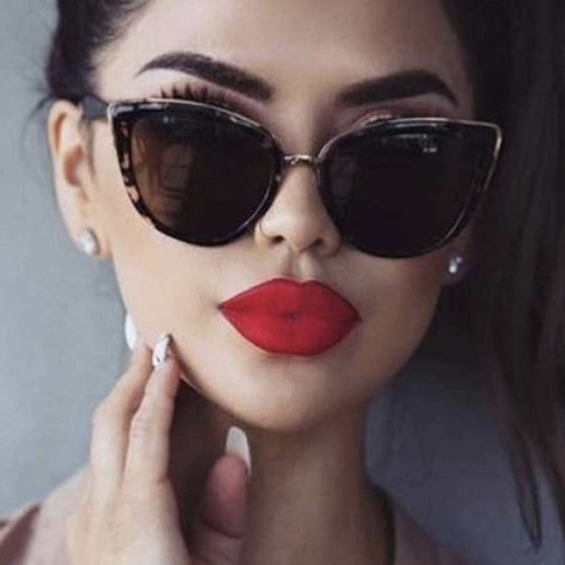 Geometric Pattern Women'S Gender Fashion Style Grey, Black Color Fashion Geometric UV400 Protection Women's Sunglasses