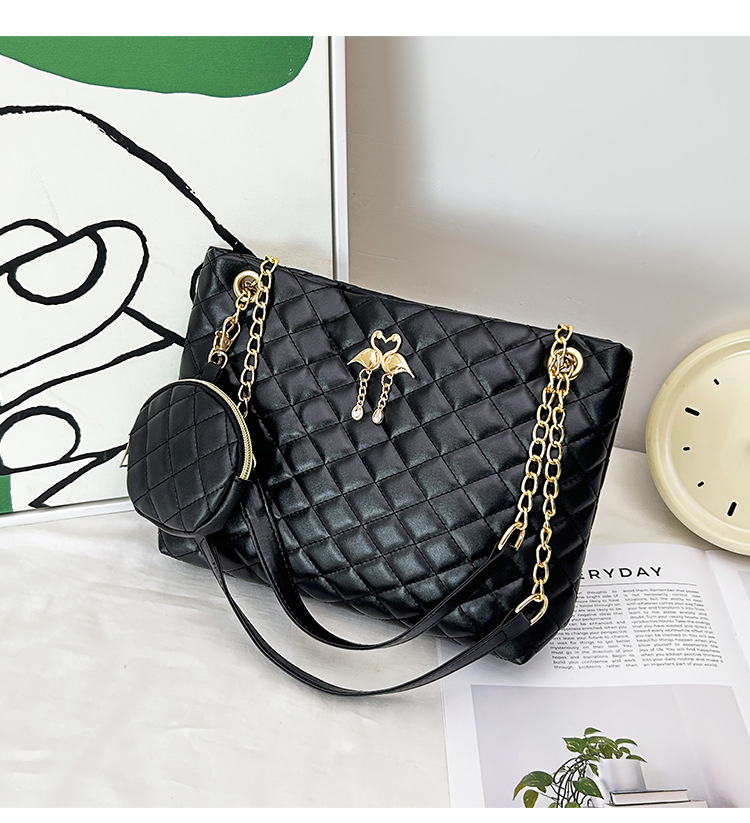 Women's Gender Women's Medium Pu Leather Color Block Solid Color Classic Style Streetwear Sewing Thread Square Zipper Tote Bag