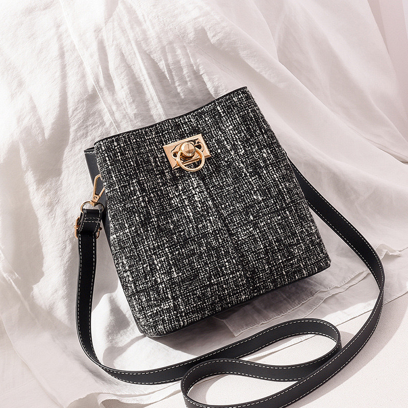 Taizhou bolsos de mujer bolsos de hombro de marea atmósfera bolsos de gran capacidad bolsos de comercio exterior bolsos de bolsos