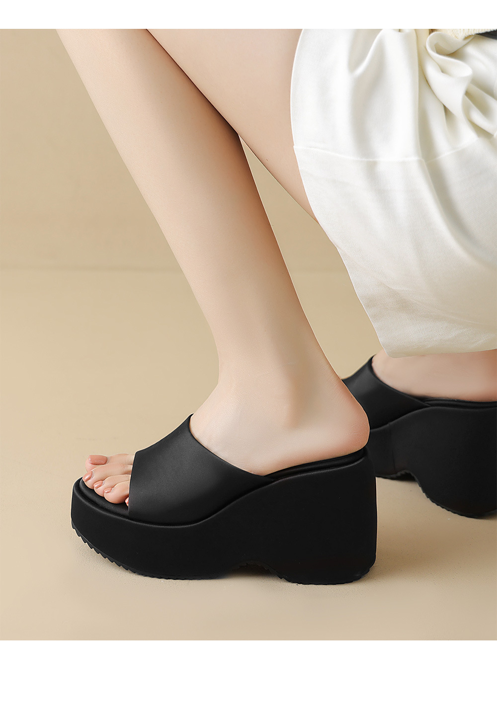 Sandal cao gót nữ hở mũi phong cách Anh đế xốp dày — Màu đen chi tiết 12