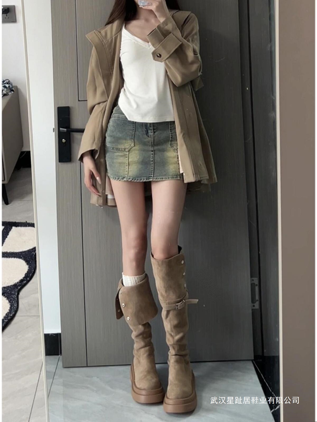 厚底长筒靴女2025新款秋冬季不过膝绒面长靴女款显瘦高筒骑士靴子