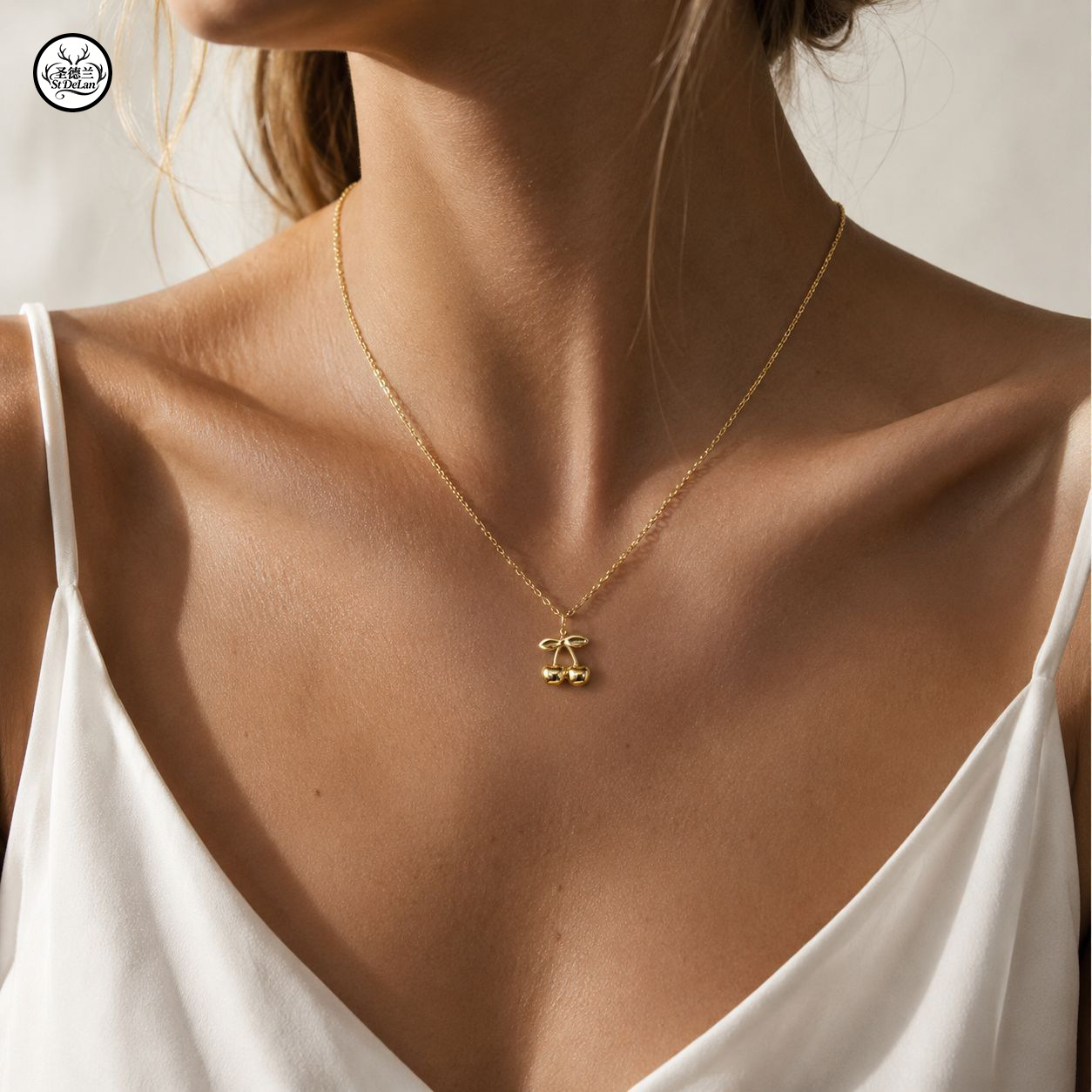 Korean and Japanese light luxury ocean starry sky fruit element DIY diamond-studded pendant necklace stainless steel color-retaining pendant chain