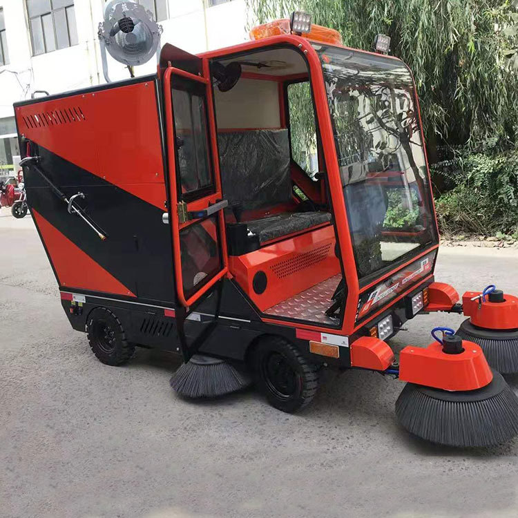 四轮扫地车学校道路工业物业小区扫地机设备驾驶式扫地机机器批发