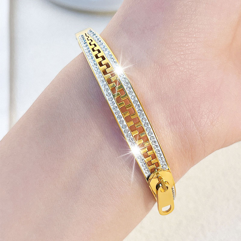 Simple Style Style PVD Coated Real Gold Plated Geometric Stainless Steel Simple Style Waterproof Non Tarnish Titanium Steel Bangle