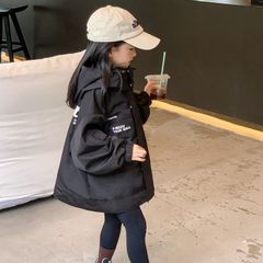 男女童親子衝鋒衣2023秋季兒童防水姐弟夾棉外套寶寶百搭字母上衣