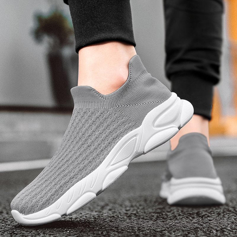 Summer Mesh Breathable Casual Sports Shoes for Men, Slip-On Sock Shoes, Fly-Knit Shoes, Men's Shoes, Casual and Comfortable