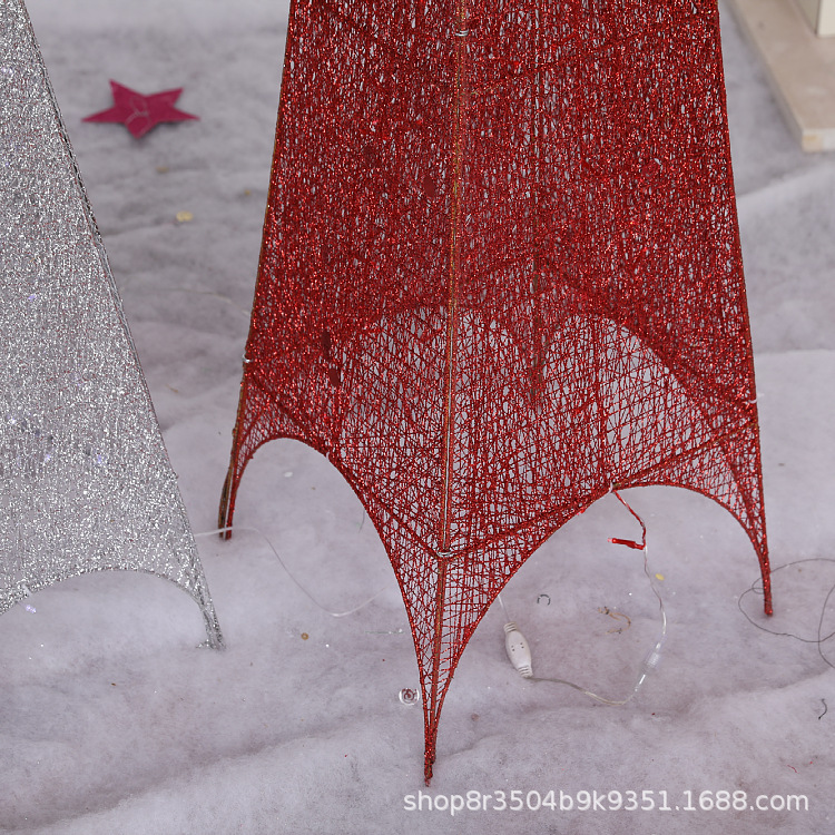 Diseño de escena de decoración navideña Torre de cuatro esquinas de hierro de Navidad Árbol luminoso superior estrella adornos de decoración de ventana