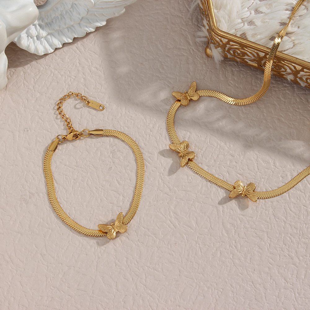 Retro Geometric Butterfly Stainless Steel Necklace Plating Stainless Steel Necklaces