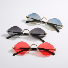 50716时尚外贸专供菱形太阳镜女 2021欧美潮流眼镜 个性街拍墨镜