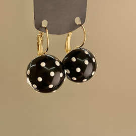 港式复古黑白波点球球耳环女2024新款轻奢小众高级感耳饰耳钉