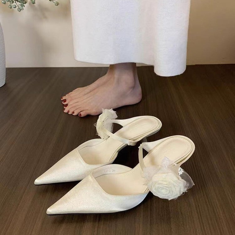 2025 Autumn New Fresh Green High Heels with Pointed Toe and Thin Heel, Versatile Slip-On Mules for Outdoor Wear 2025 Autumn New Fresh Green High Heels with Pointed Toe and Thin Heel, Versatile Slip-On Mules for Outdoor Wear