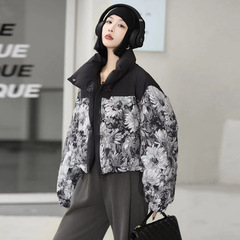潮流迷彩印花款羽绒服女短款2025冬季新款设计感立领保暖面包服潮