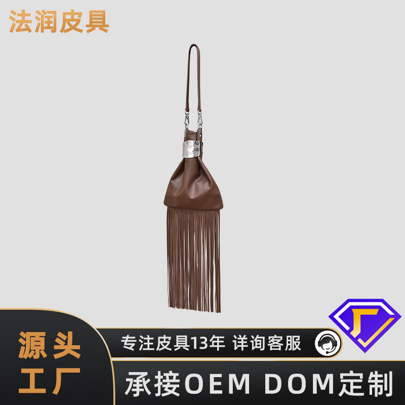 Customized 2025 Winter First-Layer Cowhide American Retro Tassel Bag Niche Design One-Shoulder Satchel Crossbody Women's Bag