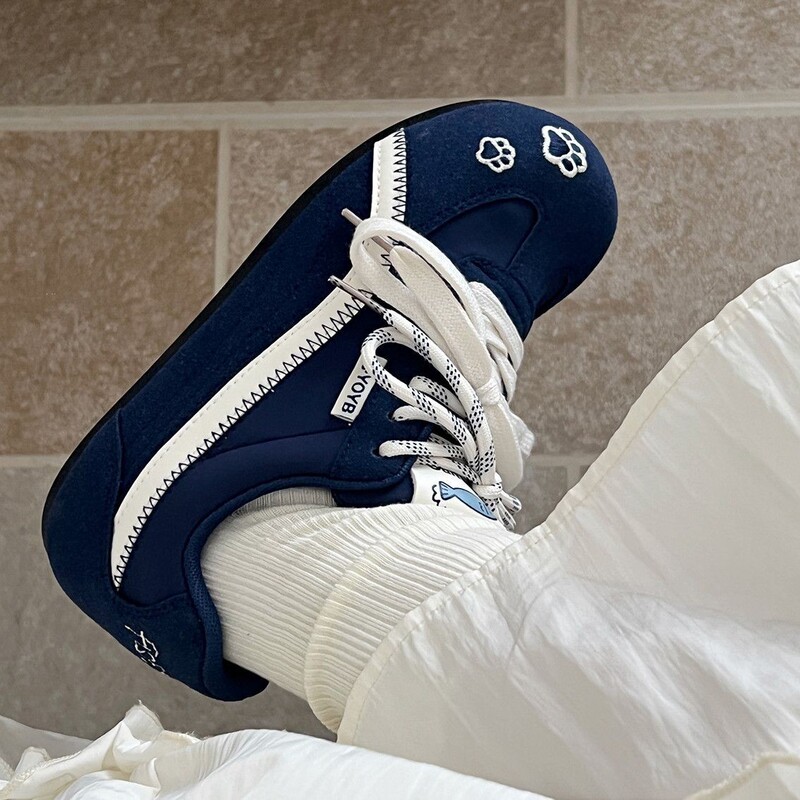 White Shoes for Women 2025 Autum New Cute Retro Versatile Round-Toe Casual Sneakers Niche Fashion Women's Shoes White Shoes for Women 2025 Autum New Cute Retro Versatile Round-Toe Casual Sneakers Niche Fashion Women's Shoes