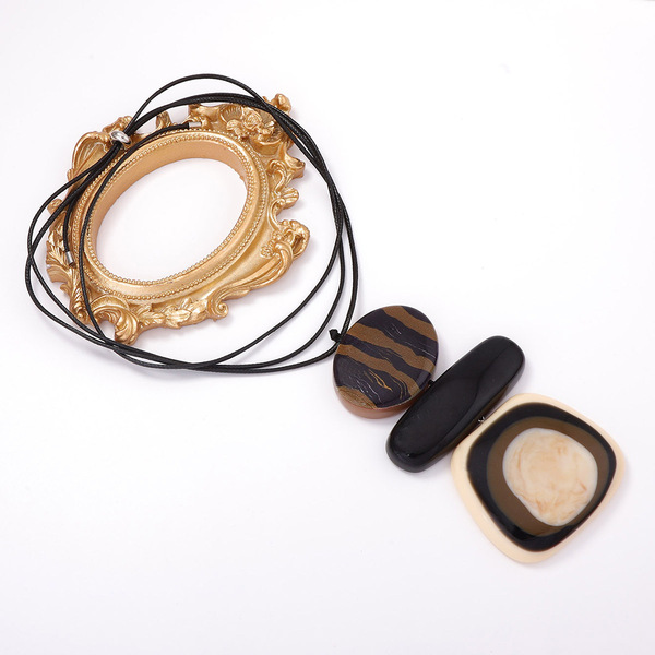 trend retro ethnic geometric fashionable pendant