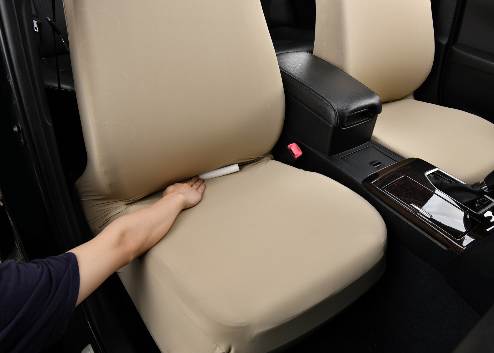 Ice Silk Elastic Non-Slip Car Seat Cover, Cooling B-Style Front Seat Single Universal Type Dustproof Car Seat Cover
