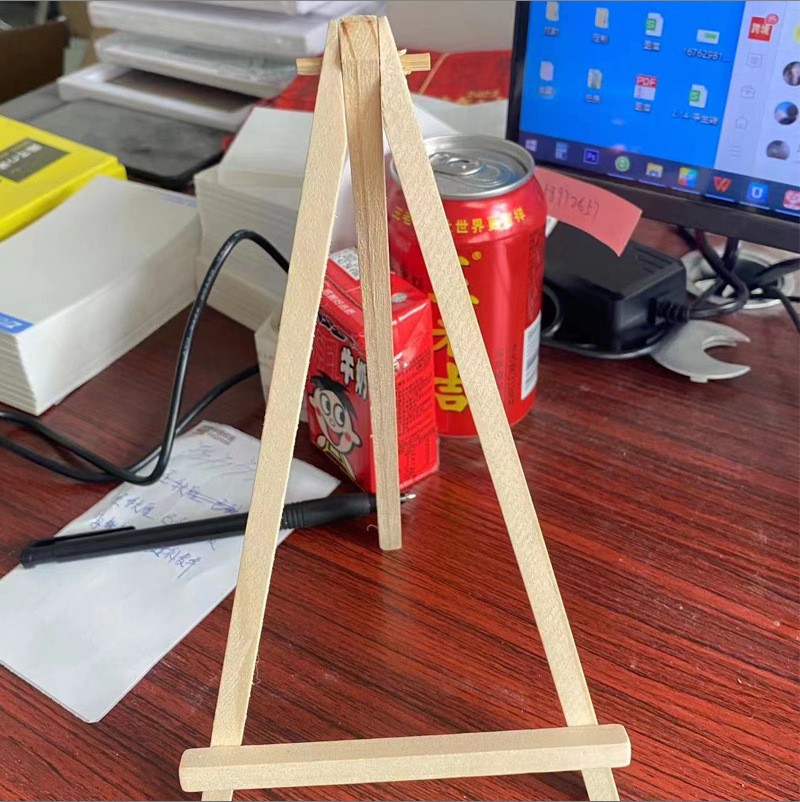 Solid wood easel