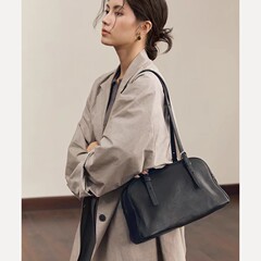 毛皮の植え付けなめの頭の層の小さい羊の皮の悠々としているボーリングのボールの包みの女性の復古のカジュアルな大容量の本革の手提げのショルダーバッグ