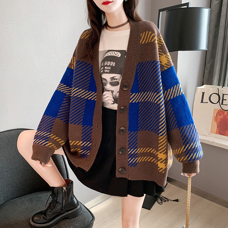 Retro plaid sweater coat female autumn and winter new loose large size wearing Korean version of thickened knit cardigan clothes women
