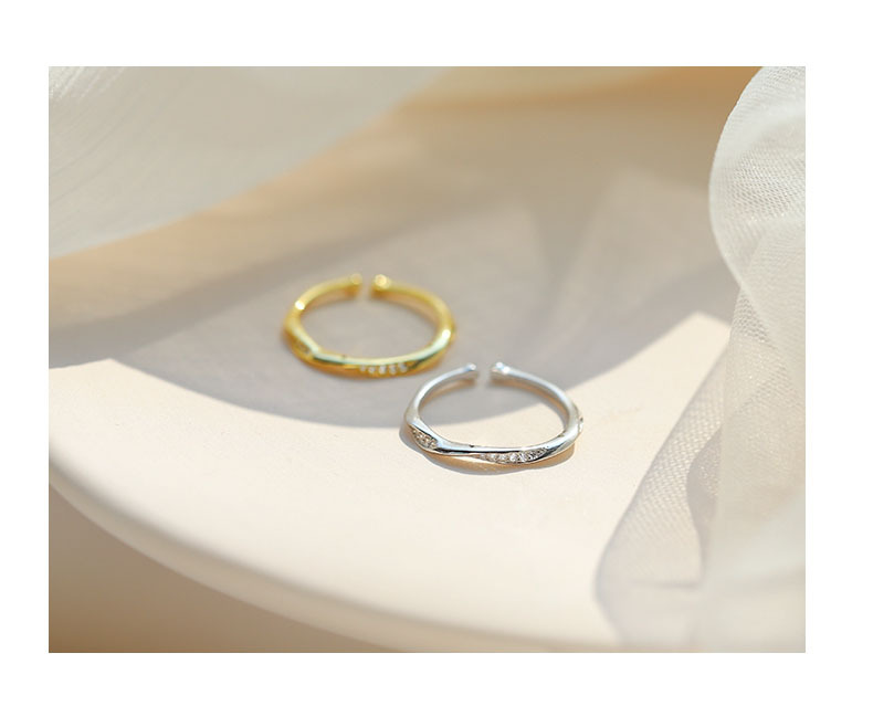 Möbius-ring med diamanter til kvinder unikt design_voghion.com