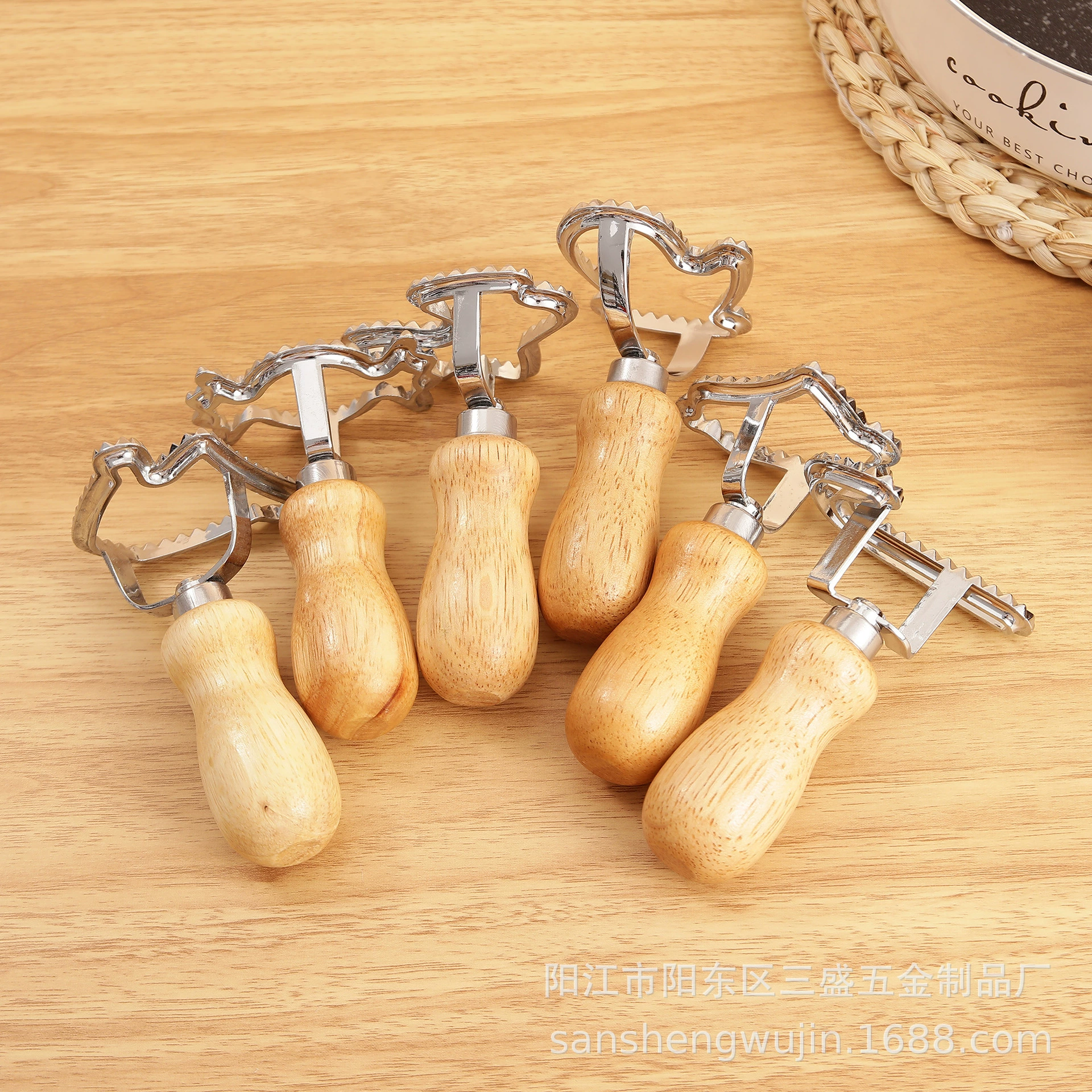 Компактная металлическая форма, хэллоуин, (торговля через границу)