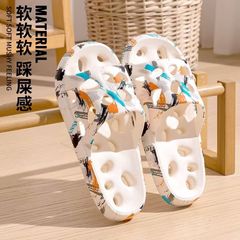 自分で生産して水漏れの家のスリッパの新型の滑り止めの四季通用のカップルの室内の風呂のスリッパの浴室の外で着ます。