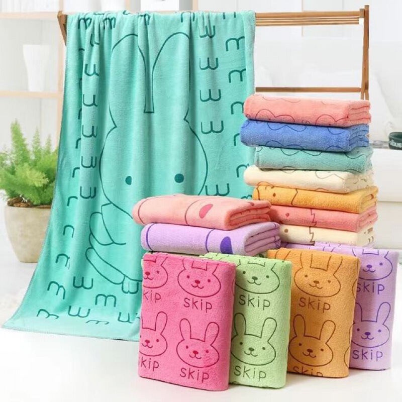 Wholesale microfiber bath towel 70*140 cartoon absorbent quick-drying printing Soft adult cartoon children bath towel Wholesale microfiber bath towel 70*140 cartoon absorbent quick-drying printing Soft adult cartoon children bath towel