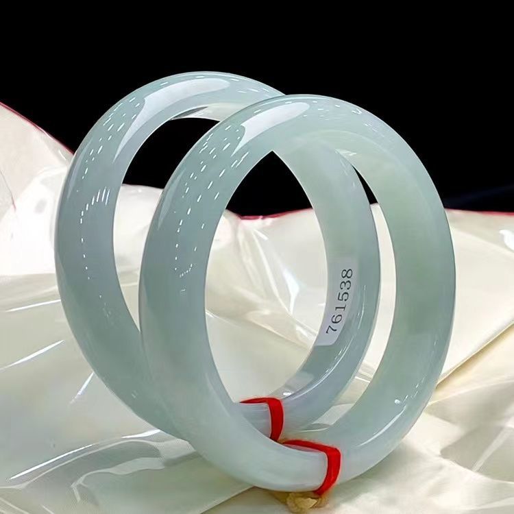 Vòng tay ngọc bích tự nhiên A hàng chính hãng dưỡng ẩm đơn giản tươi mới chi tiết 3