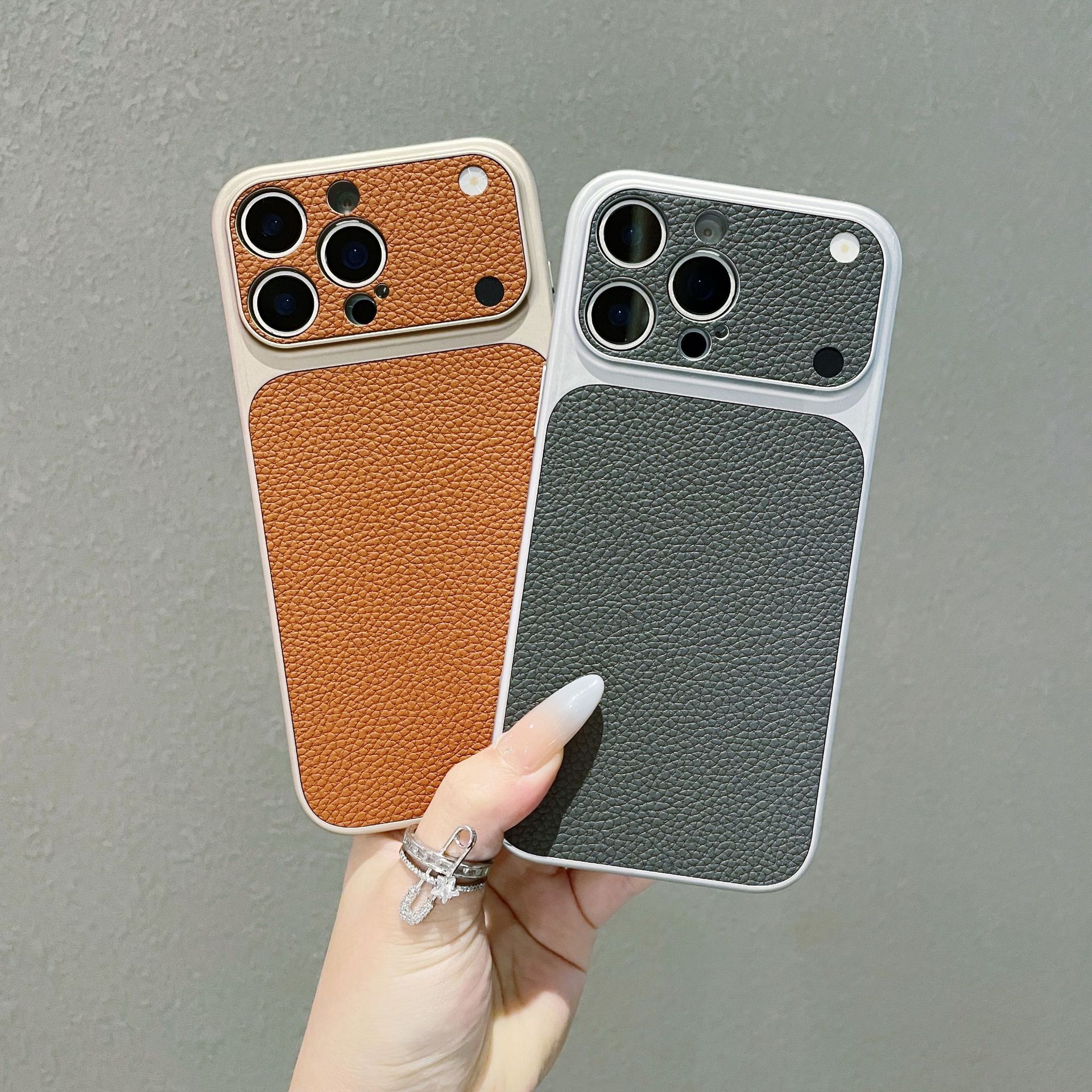 Turn into Iphone17 Large Window Mobile Phone Case in Seconds. Litchi Pattern Suitable for Apple 16Promax Fine Hole Anti-Fall Protective Cover