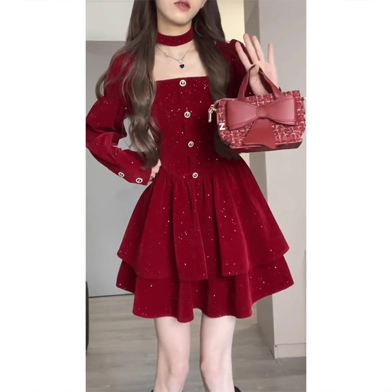 French-Style Red Christmas Velvet Dress for Women, Plus-Size, Autumn and Winter, High-End Princess-Style Puffy Dress, Elegant for Women