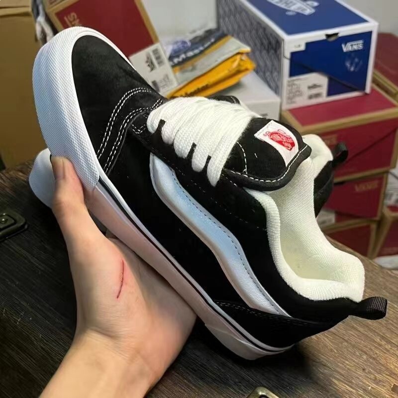 Putian High-End Version Classic Vans Dragon Fruit Thick-Soled Shoes Knu Skool Retro Low-Top Sneakers Putian High-End Version Classic Vans Dragon Fruit Thick-Soled Shoes Knu Skool Retro Low-Top Sneakers