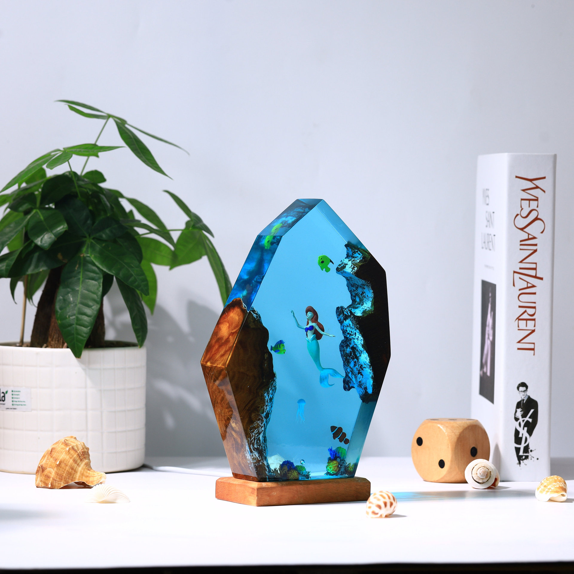 Sirena lámpara de noche epoxi lámpara de escritorio personalizada decoración de muebles hechos a mano regalo de cumpleaños para niños