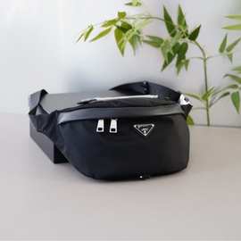 P拉达高端品胸包男女时尚韩版休闲大容量斜挎单肩包腰包图片实拍