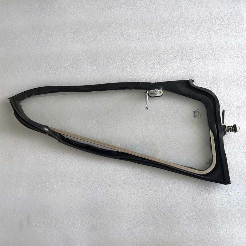 东风EQ1118G 2102 2102N左右车窗三角通风玻璃