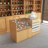 Стеклянный круглосуточный магазин, стенд