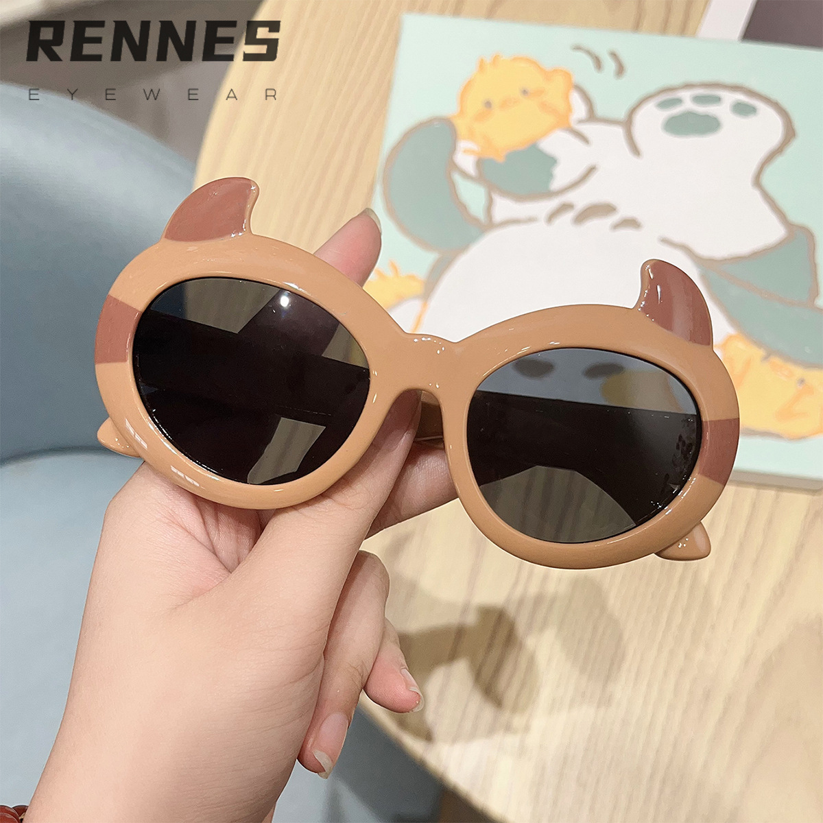 2024 niños divertidos y lindos dibujos animados pequeño diablo tendencia gafas de sol de moda lindo bebé gafas de sol de alta gama