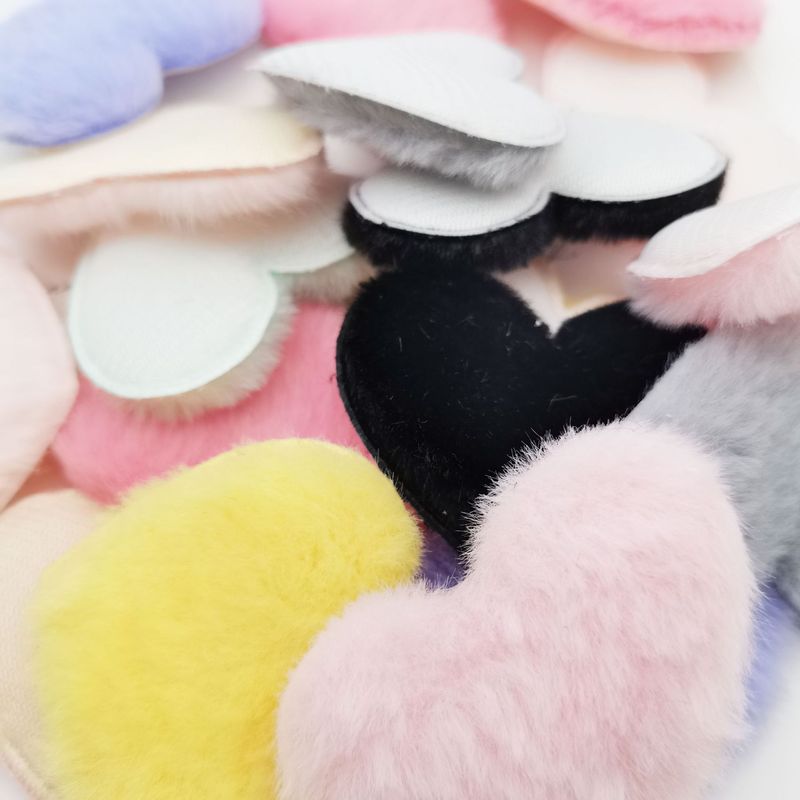 甘いソリッドカラーのラブハートジュエリーアクセサリー diy ハート型ぬいぐるみヘアピンアクセサリー帽子衣類アクセサリー卸売|undefined