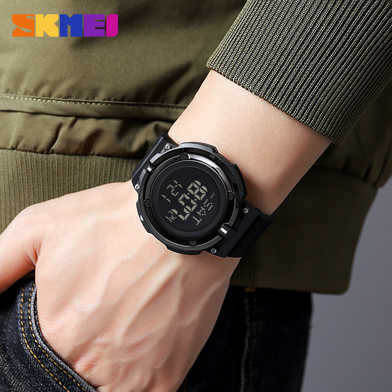 Skmei moda hombres LED reloj digital al por mayor multifunción Deportes cuenta atrás impermeable reloj electrónico hombres