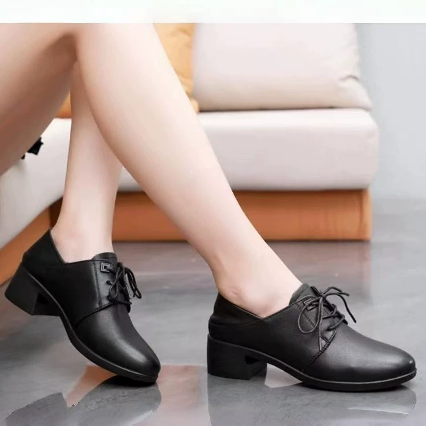 2024 новые осенние женские одиночные туфли на мягкой подошве из овчины повседневные женские туфли модные минималистские туфли для пожилых людей