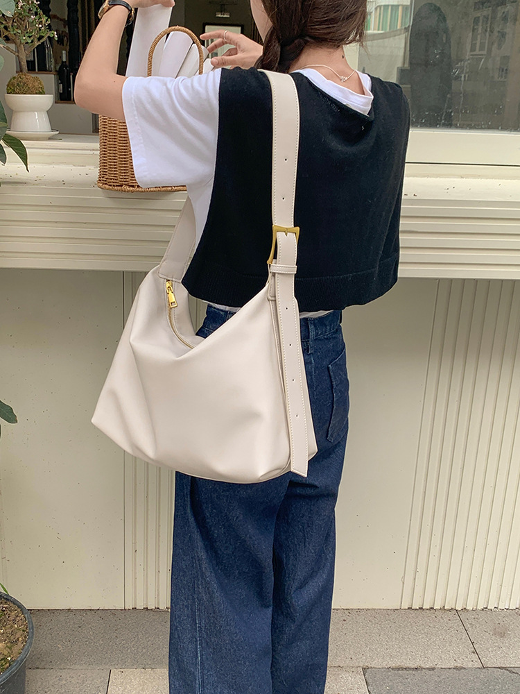 Korean Versatile Soft Collapse and Minimalist Style Single Shoulder Big 2024 New Women's Large Capacity Crossbody Bag_voghion.com