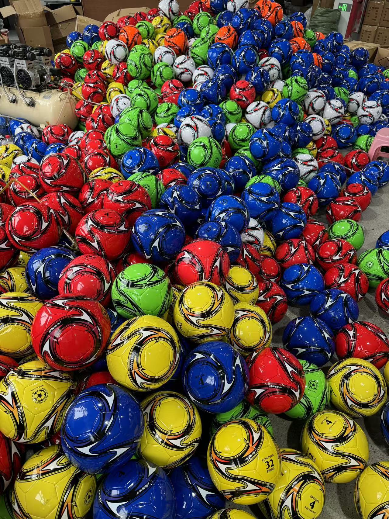Set palloni da calcio per allenamento e partite bambini_voghion.com