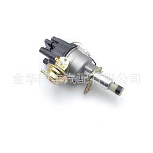 Cross-border applicable Nissan Nissan 720 Path 2.4L Z20 distributor 22100-J1710 *
