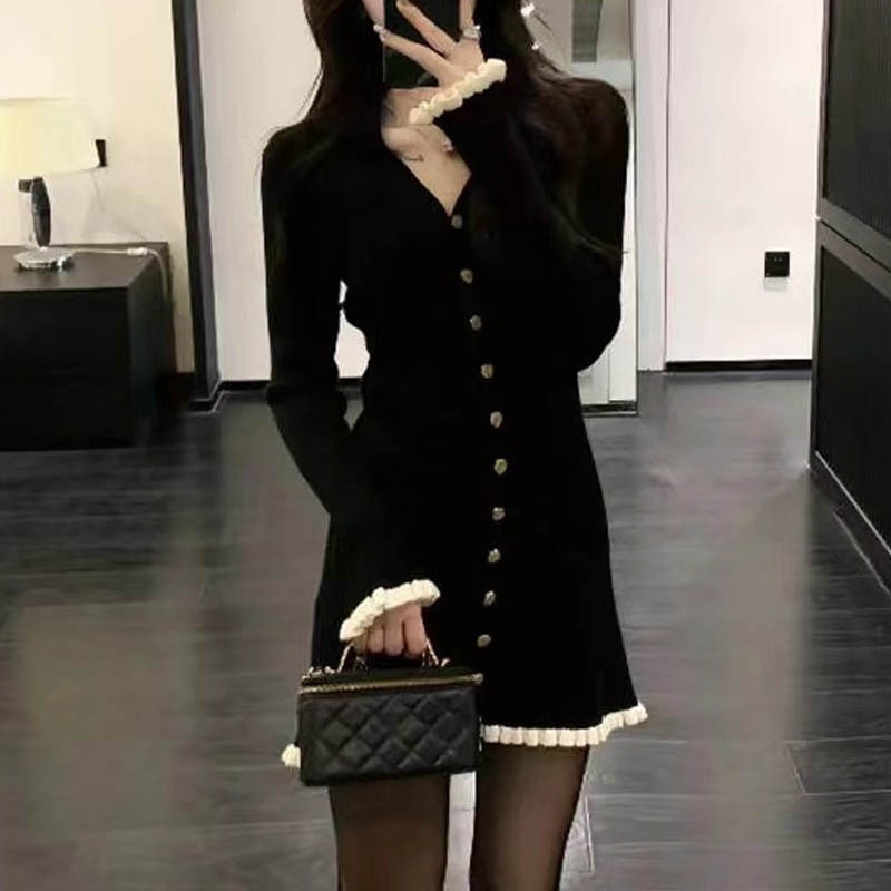 European and American Autumn and Winter New V-Neck Knitted Long-Sleeve Sweater Dress, Cross-Border Black Base Short Dress with a Fashionable Feel