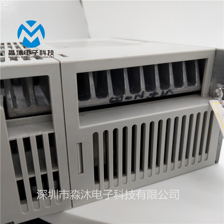 批发选购 贴片机 三菱轴驱动器MR-J2S-60B-S041U638规格型号齐全