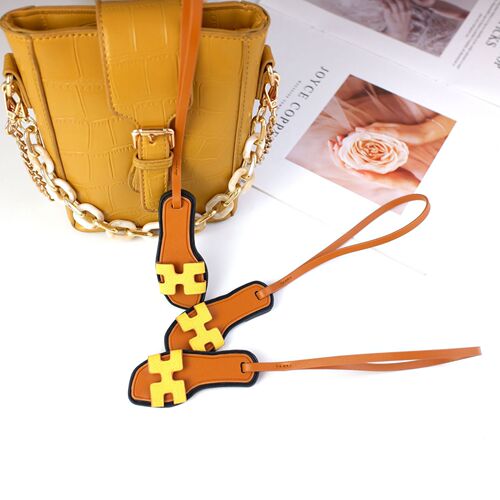 New Style Small Slippers Bag H Home Classic Car Keychain Mirror Li Bag Cabbage Blue Basket Ornament Car Hanging Decor