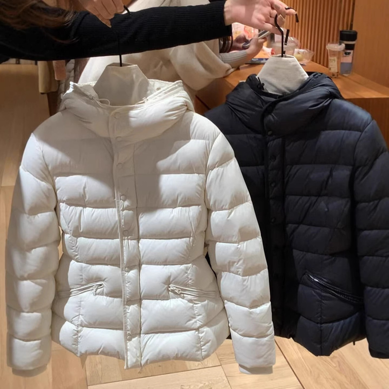 2026 Short Thick down Jacket for Petite Women, Warm and Stylish, French Socialite Style, Very Attractive, New Winter Model